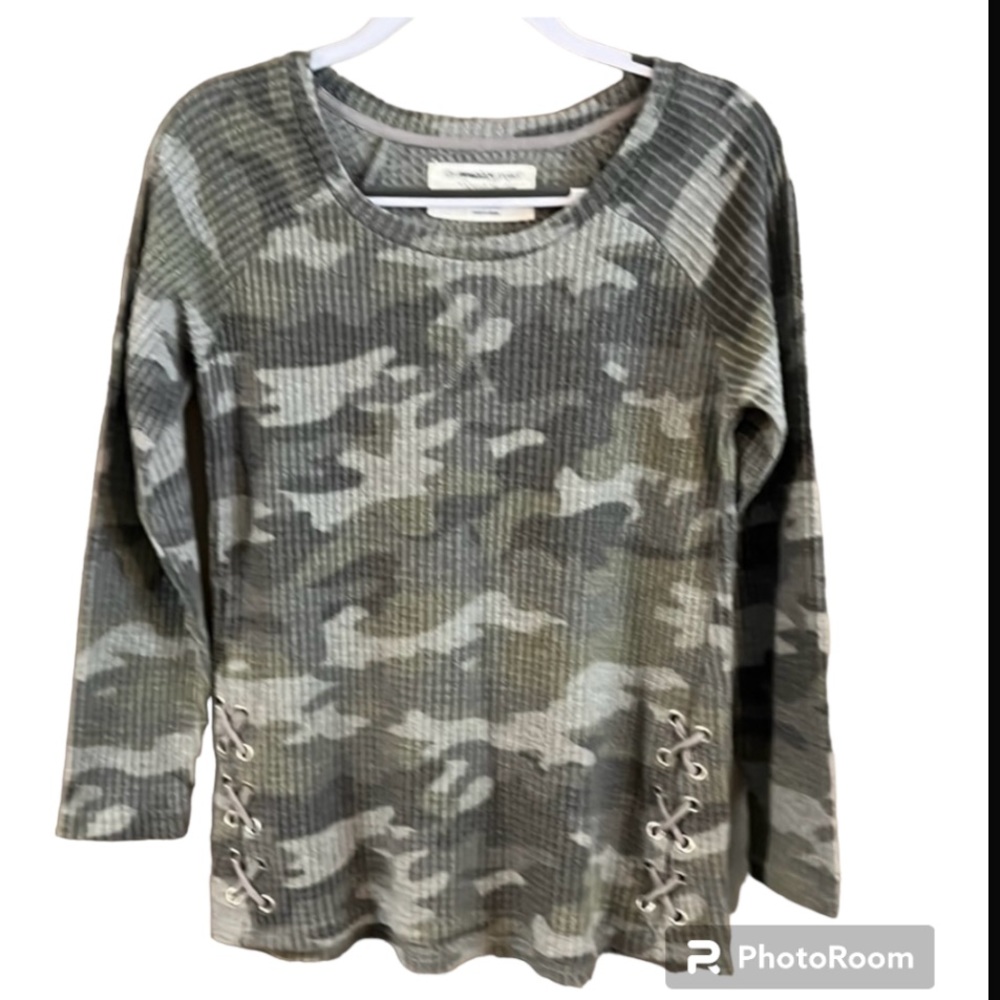 FRENCH LAUNDRY camouflage top